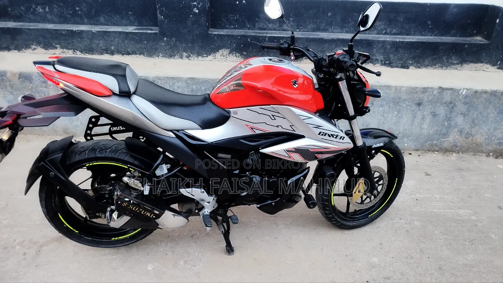 Suzuki Gixxer Fi ABS 2024 Orange