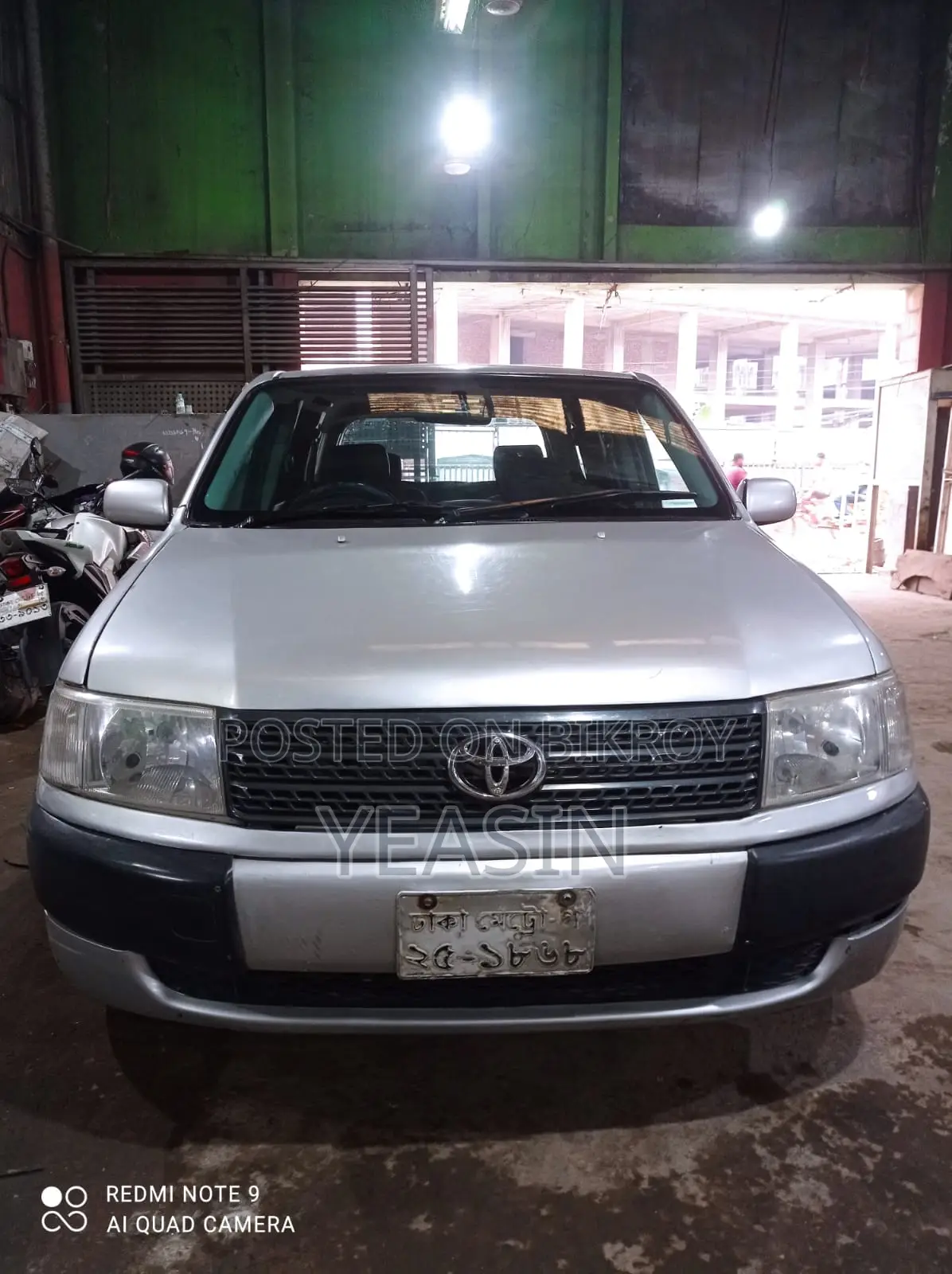 টয়োটা প্রোবক্স ১.৫ সিএনজি ২ডব্লিউডি ২০০৪ সিলভার