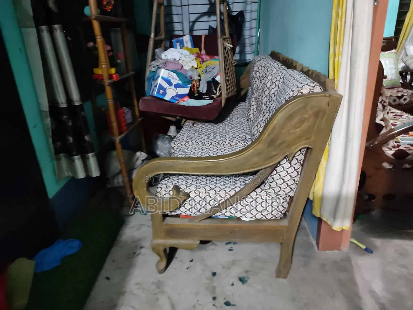 সেগুন কাঠের ৩ সিটার সোফা