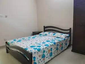 গুলশানের অনিক রিয়েল এস্টেটে ৩ বেডরুমের ফার্নিশড অ্যাপার্টমেন্ট ভাড়ার জন্য