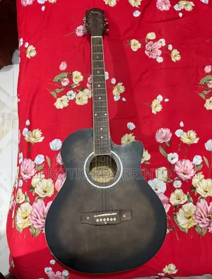 গিটার - Tayste