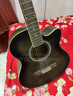 গিটার - Tayste