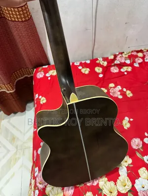 গিটার - Tayste