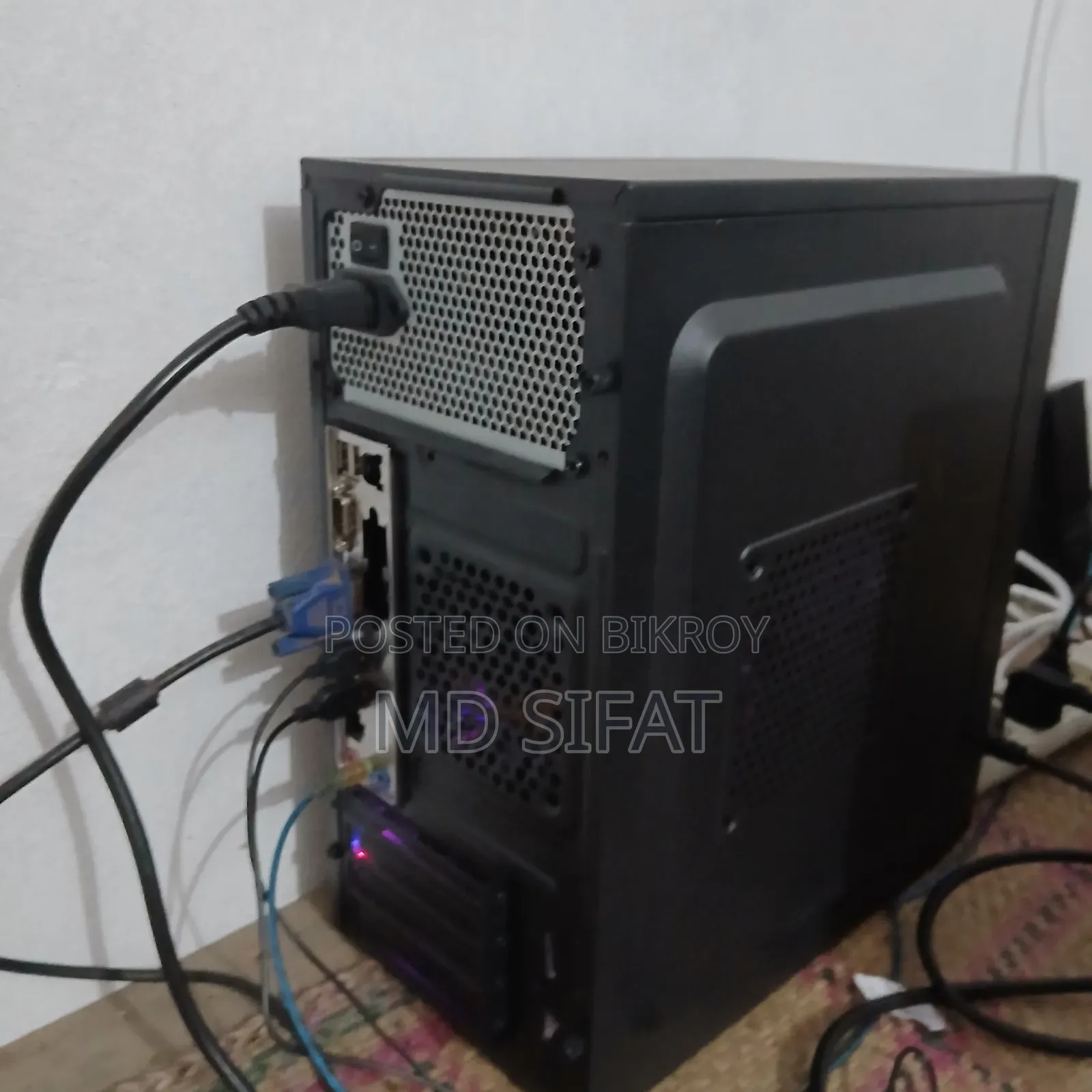 Desktop Computer 4GB Intel Pentium SSD 128GB