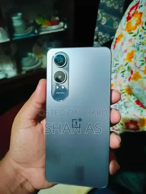 নতুন ওয়ানপ্লাস নর্ড সিই৪ লাইট ২৫৬ জিবি