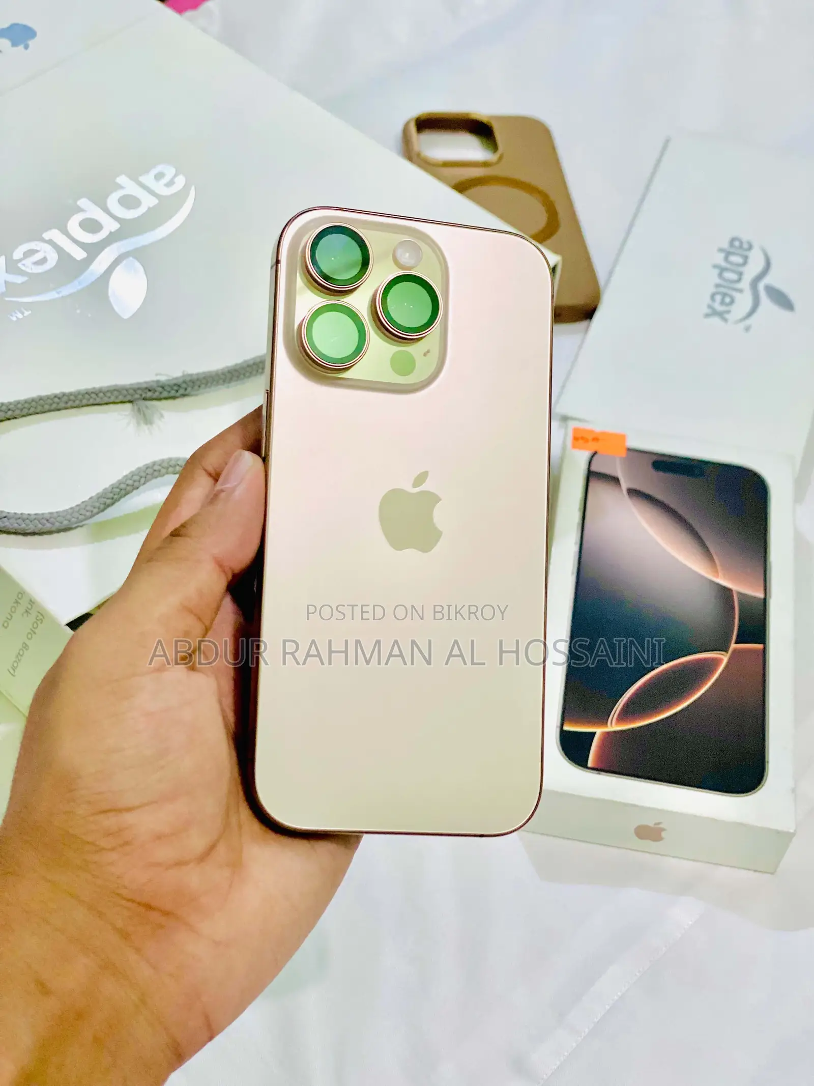 অ্যাপল আইফোন ১৬ প্রো ২৫৬ জিবি গোল্ড