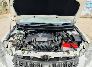 টয়োটা প্রিমিও ২০১৫ পার্ল