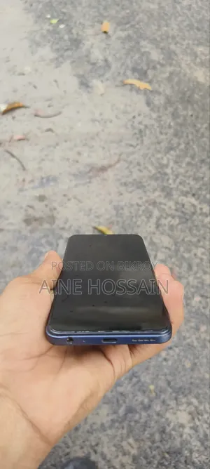 Vivo Y22s 128 GB Blue