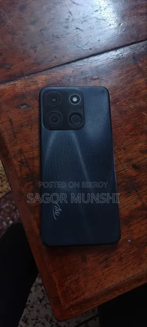 Itel A60 32 GB Black