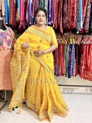 ব্লক প্রিন্ট সেমি মসলিন শাড়ি