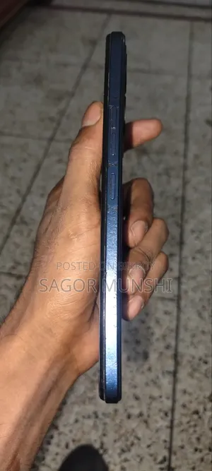 Itel A60 32 GB Black