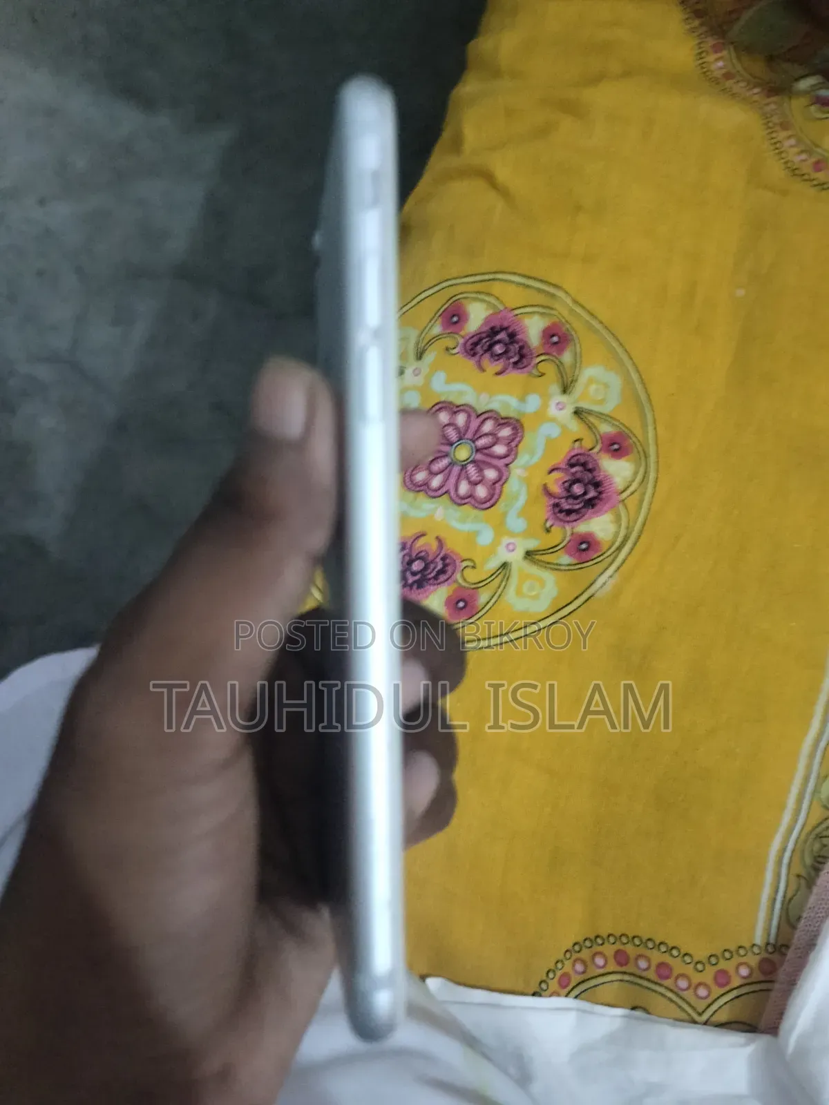 Apple iPhone 6s 64 GB White