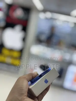 Apple iPhone 16 128 GB Blue