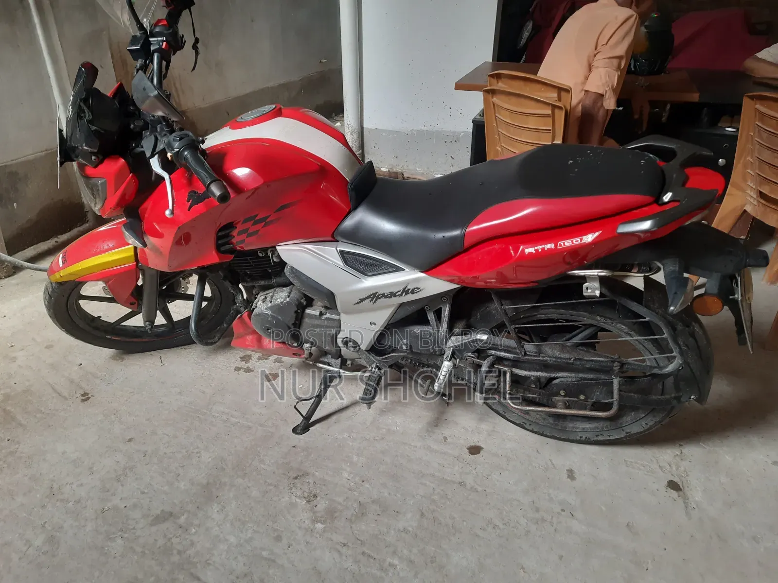 TVS Apache 160 4V 2019 Red