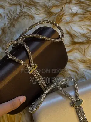 Party Clutch