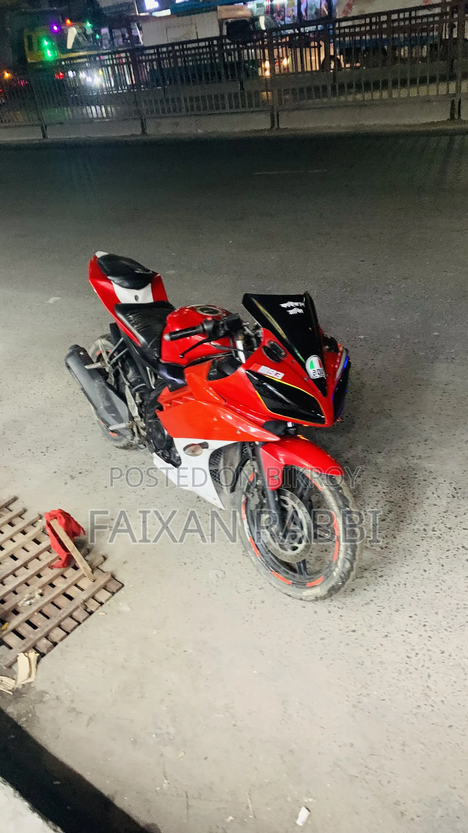 Yamaha 2012 Red