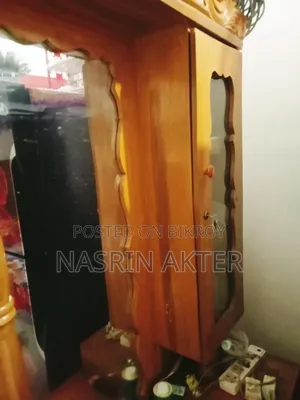 ডেসিন টেবিল