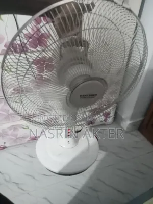 ডেসিন টেবিল