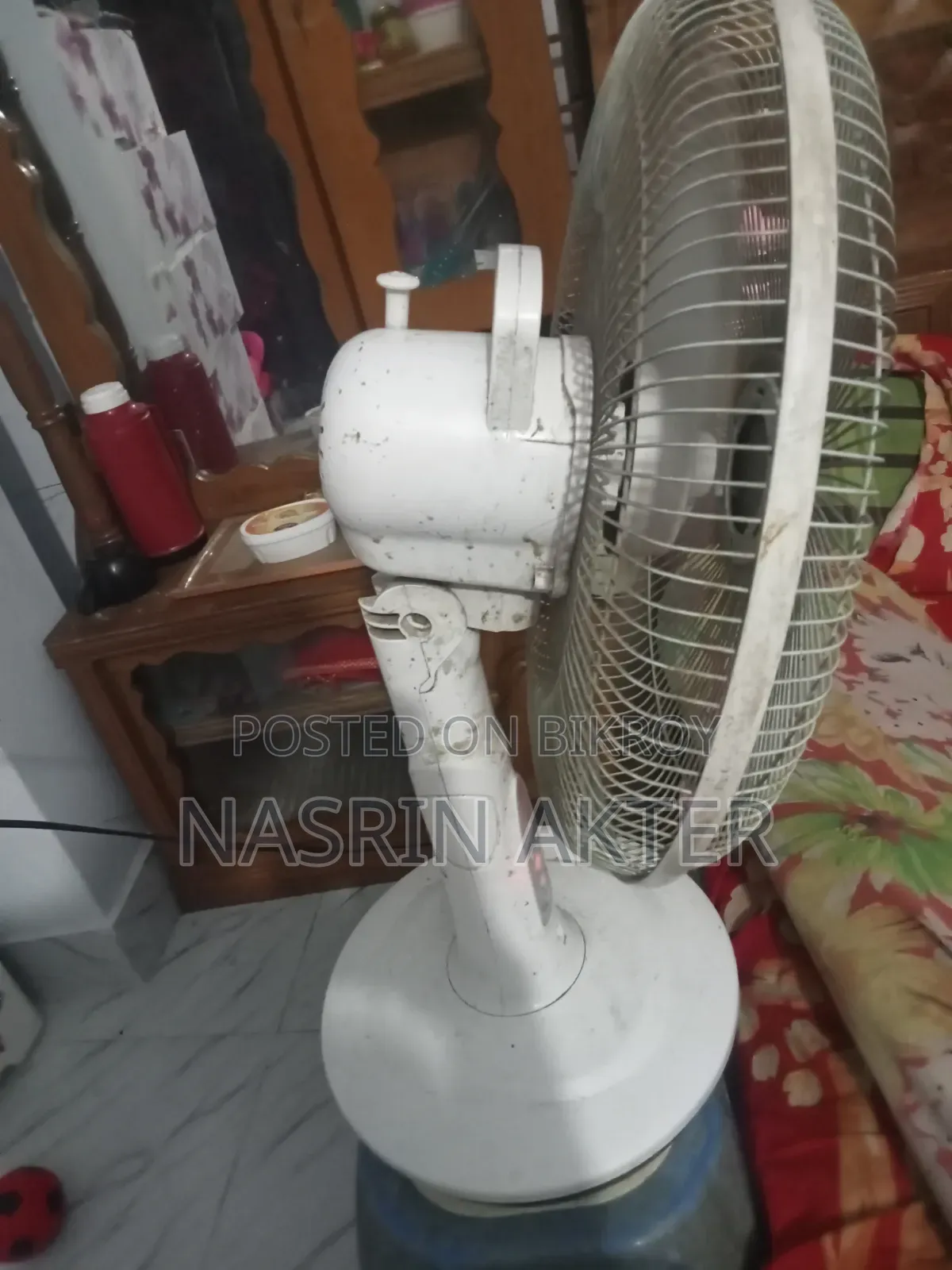 ডেসিন টেবিল