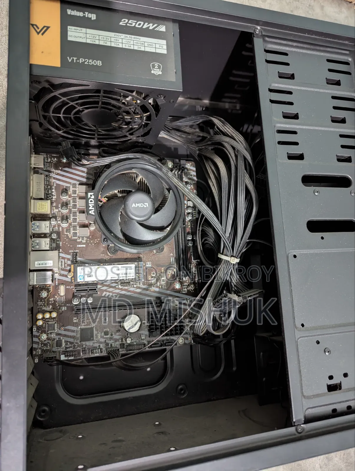 Desktop Computer 8GB AMD Ryzen 5 SSD 256GB