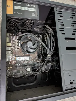 Desktop Computer 8GB AMD Ryzen 5 SSD 256GB