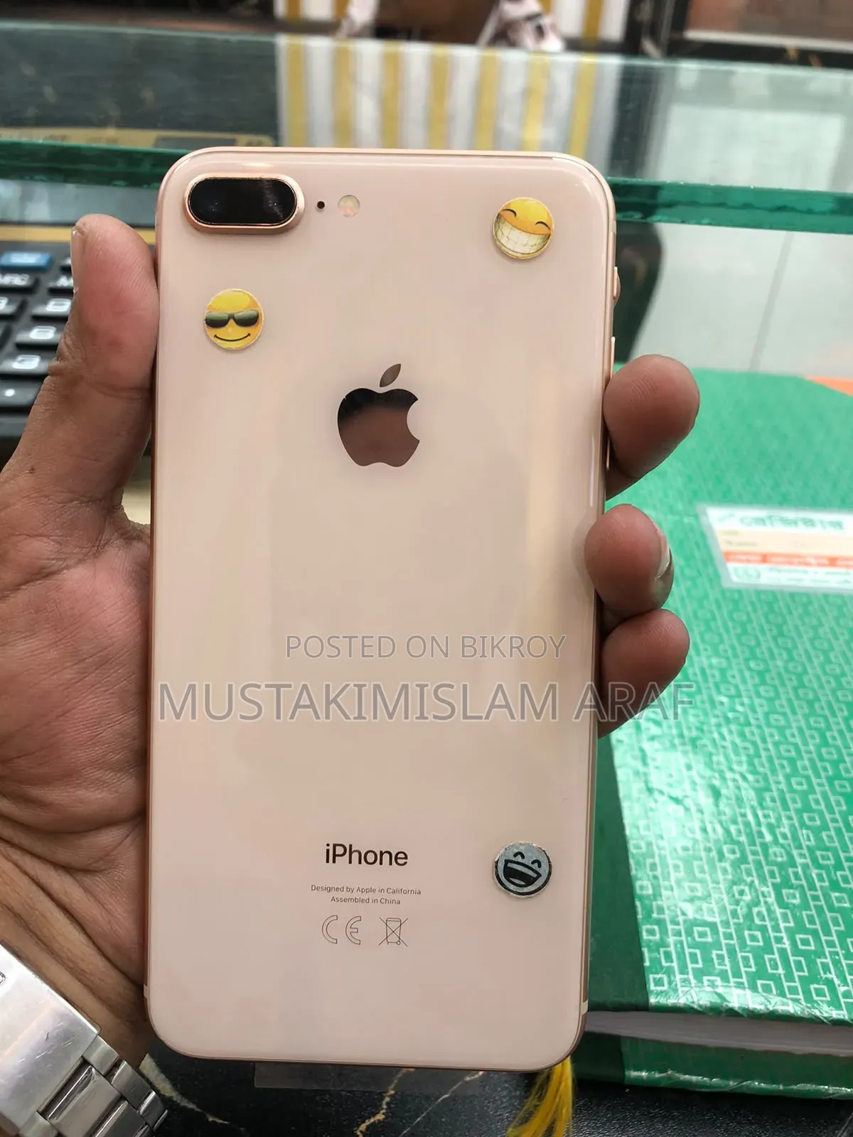 Apple iPhone 8 Plus 64 GB Gold