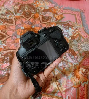 Nikon D 3400 With 50 Mm Nikkor 1.8g Len's