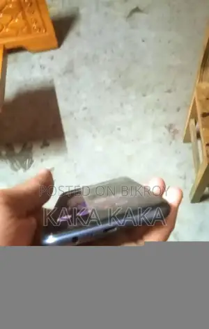 রিয়েলমি ৩২ জিবি কালো
