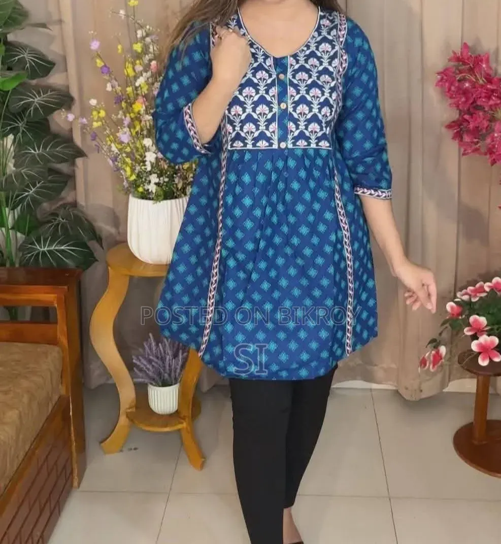 লেডিস টপস