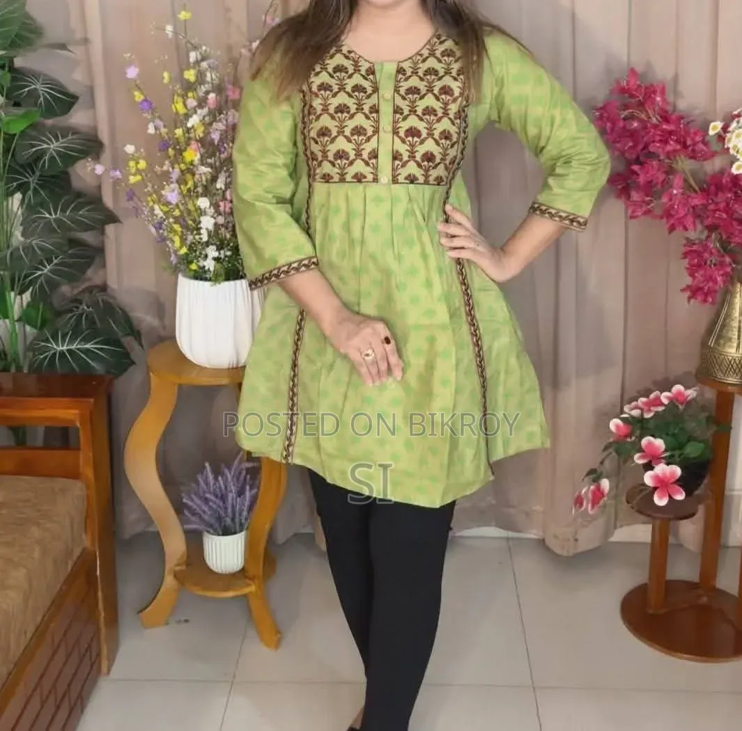 লেডিস টপস