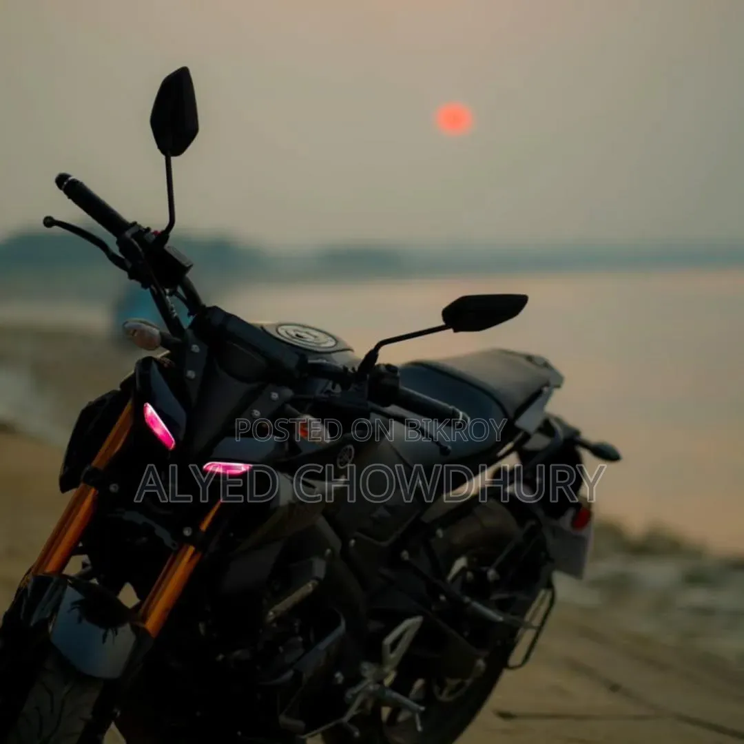 Yamaha 2025 Black
