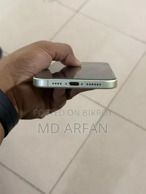 Apple iPhone 15 Plus 128 GB Green