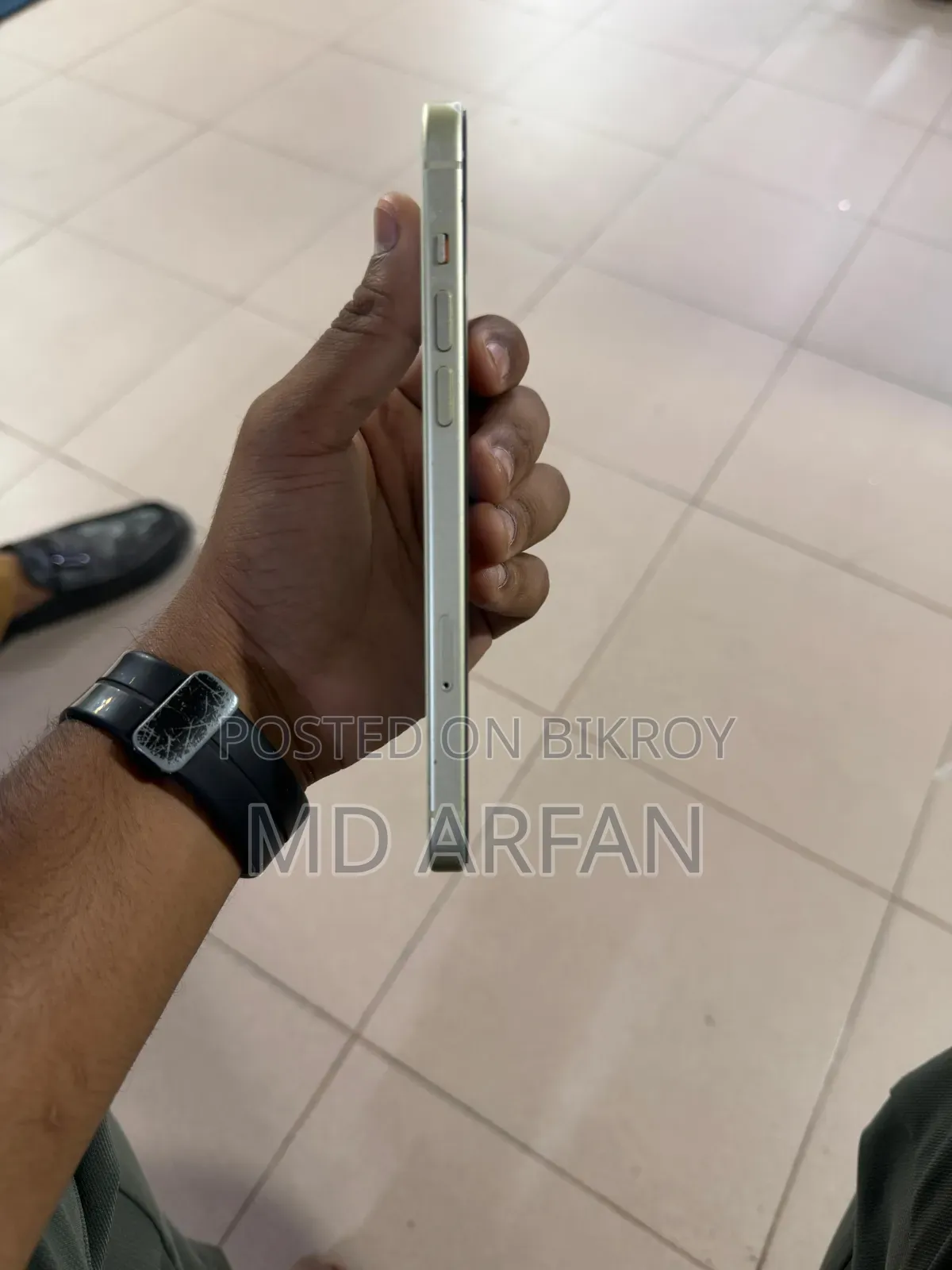 Apple iPhone 15 Plus 128 GB Green