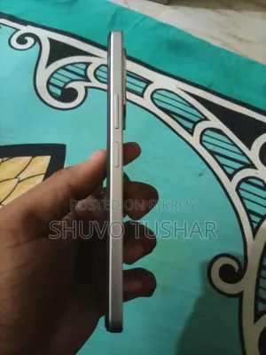 আইকিউওও জেড৯এক্স ১২৮ জিবি হোয়াইট