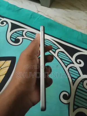 আইকিউওও জেড৯এক্স ১২৮ জিবি হোয়াইট