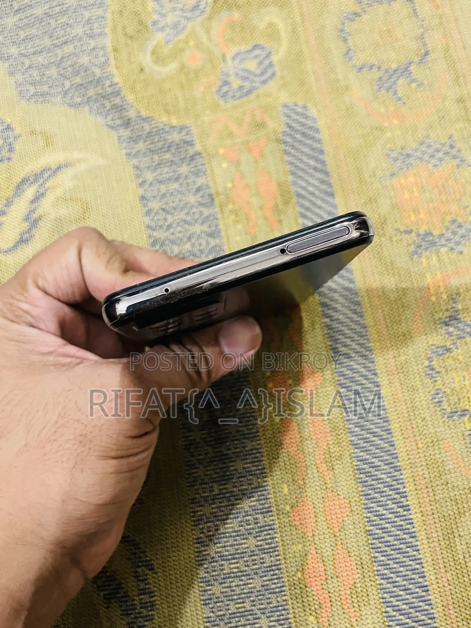 স্যামসাং গ্যালাক্সি এ৫২ ১২৮ জিবি কালো