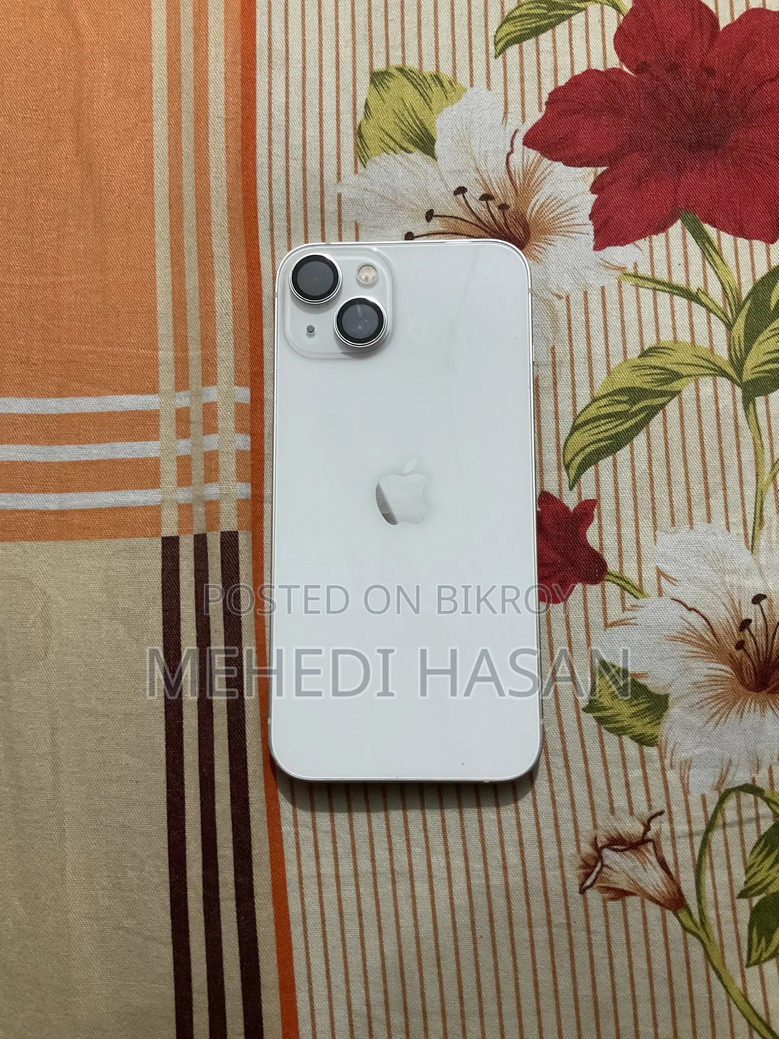 অ্যাপল আইফোন ১৩ ১২৮ জিবি সাদা