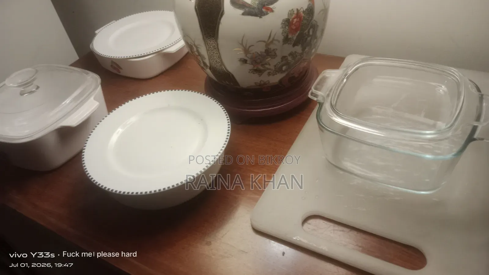 Crockery Set (London)