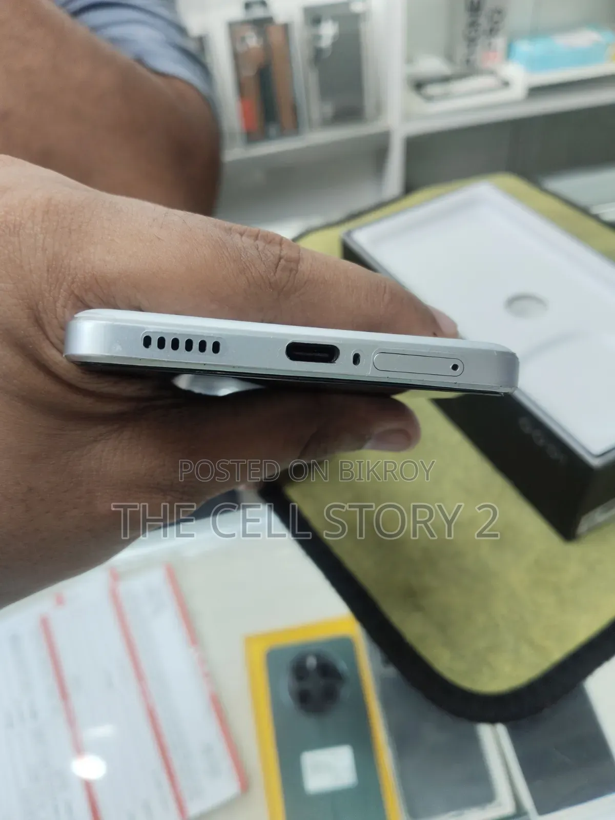 iQOO Z10 256 GB White