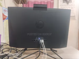 Desktop Computer HP 200 G4 22 All-in-One 8GB Intel Core I3 HDD 1T