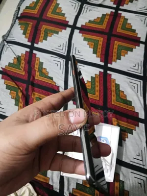 টেকনো ক্যামন ৪০ প্রো ৪জি ২৫৬ জিবি সিলভার