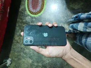 অ্যাপল আইফোন ১১ ১২৮ জিবি ব্ল্যাক