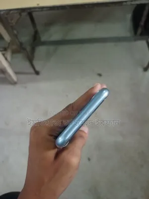 অ্যাপল আইফোন এক্সআর ৬৪ জিবি