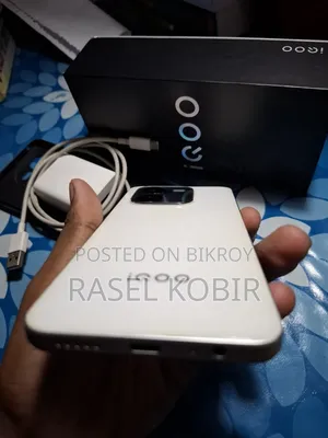 iQOO Z9x 128 GB White