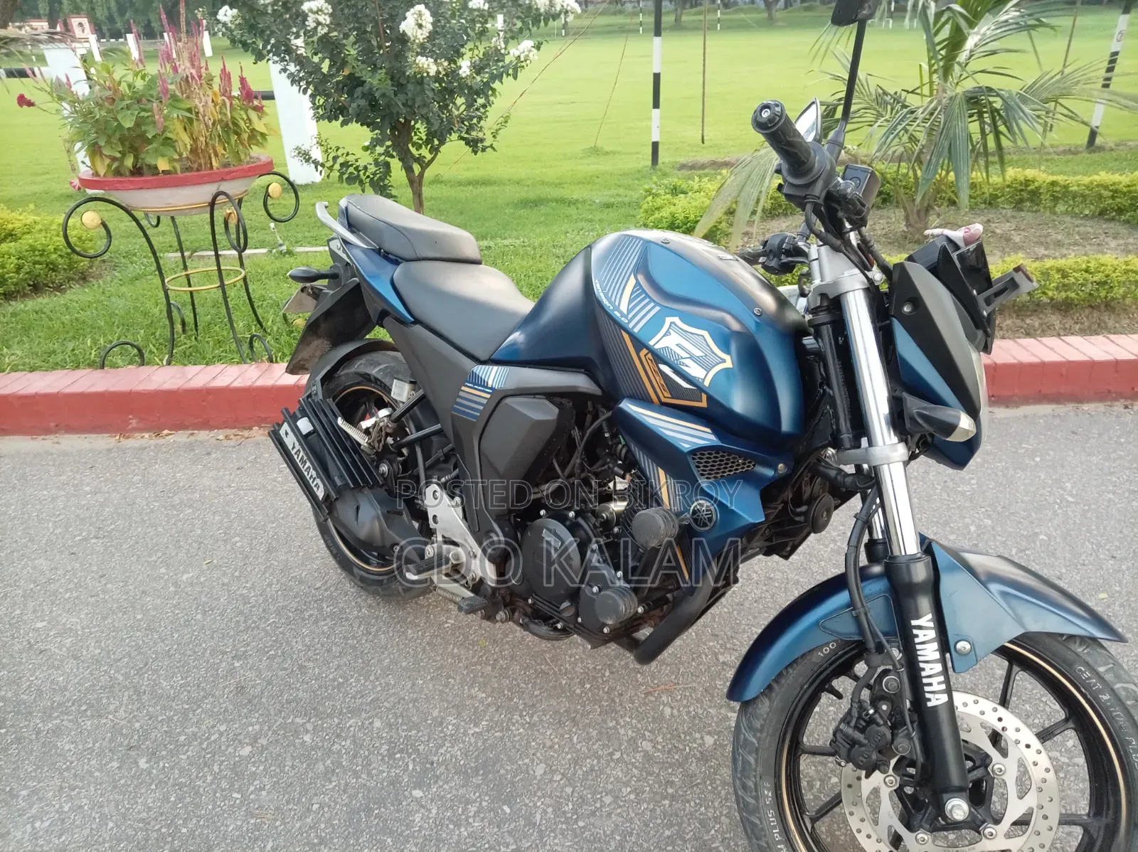Yamaha FZ 2024 Blue