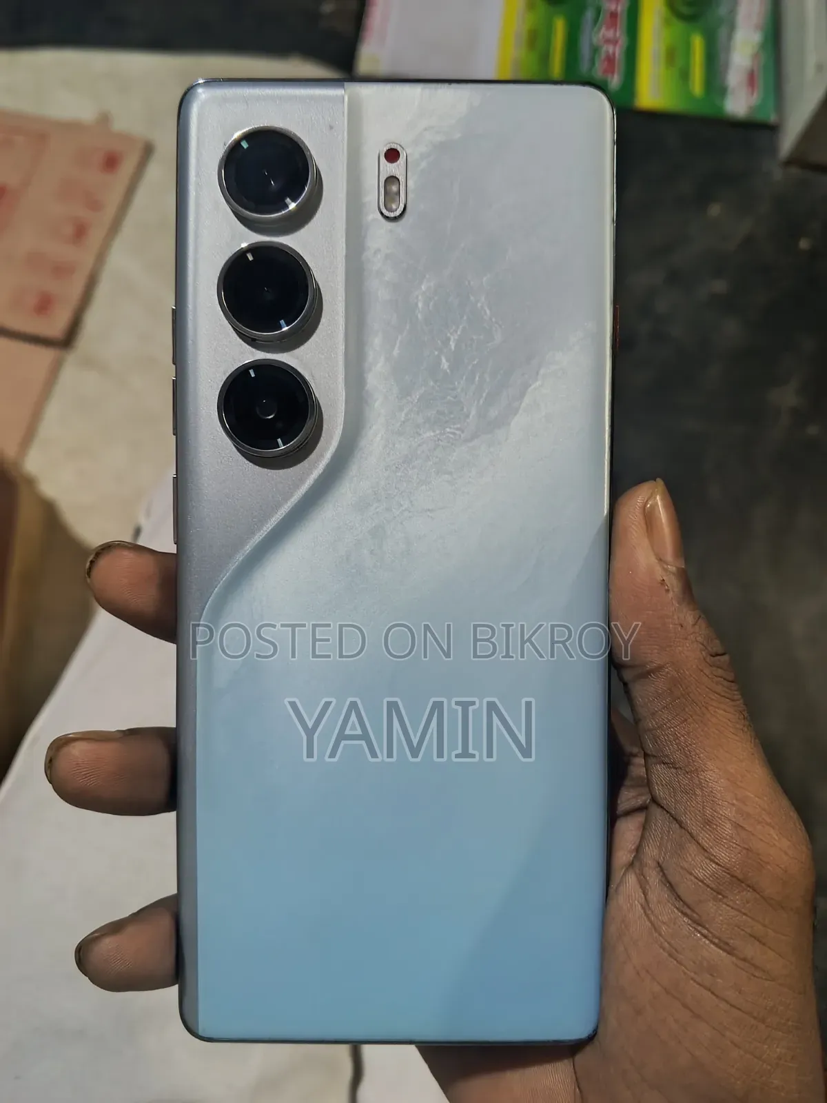 Tecno Camon 40 Pro 4G 256 GB White