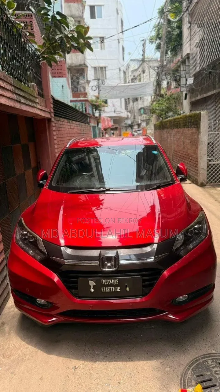 হোন্ডা ভেজেল ১.৫ হাইব্রিড ২ডব্লিউডি ২০১৬ লাল