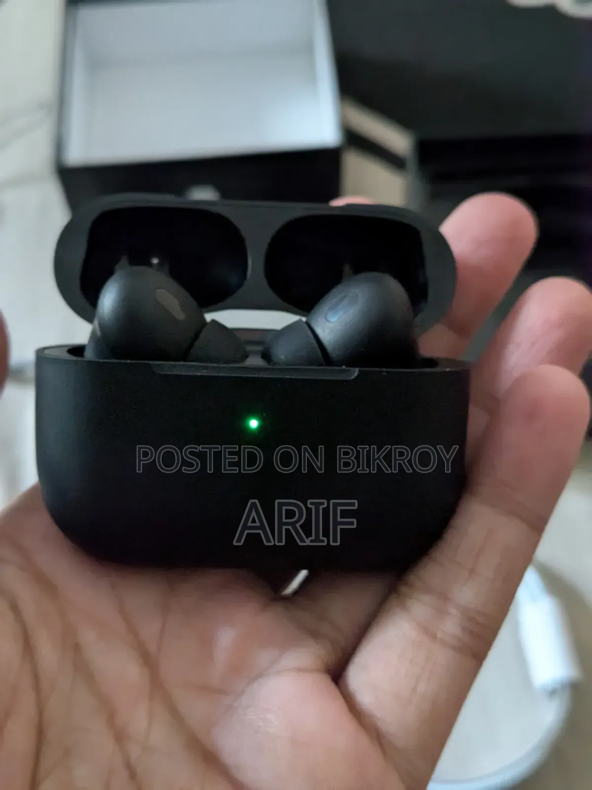 Airpords Pro 2(2nd Generation-master Copy)