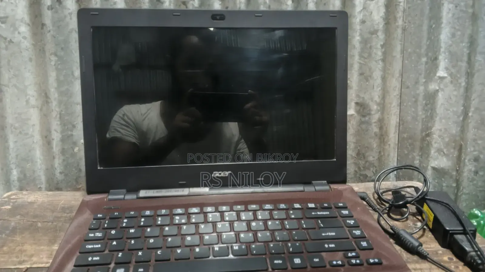 Laptop Acer Aspire E1-471 4GB Intel Pentium HDD 512GB