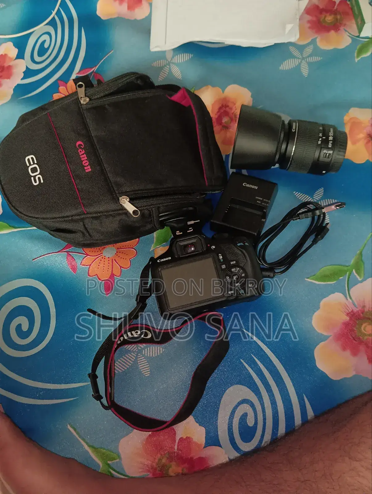 DSLR Camera